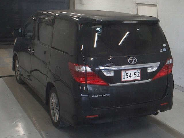 TOYOTA ALPHARD 2011