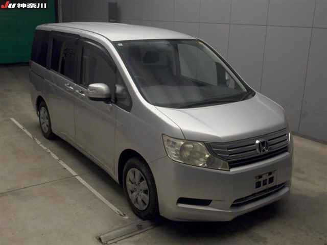 HONDA STEP WAGON 2009