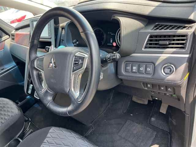 MITSUBISHI DELICA D5 2019