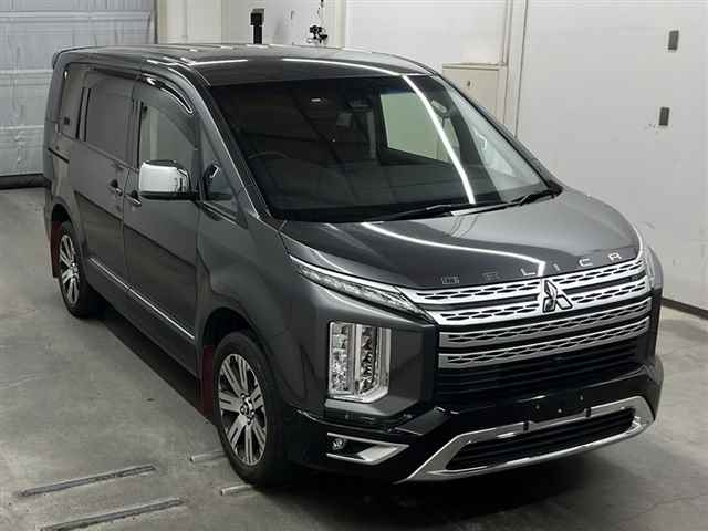 MITSUBISHI DELICA D5 2021