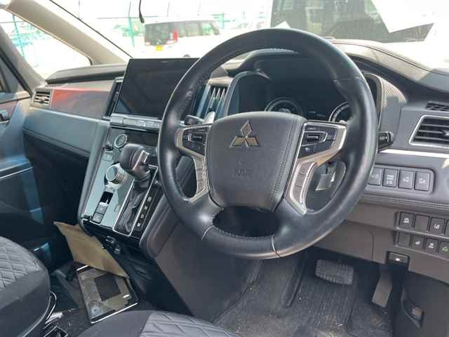 MITSUBISHI DELICA D5 2021