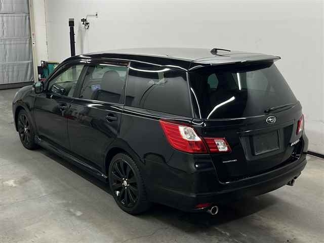SUBARU EXIGA 2014