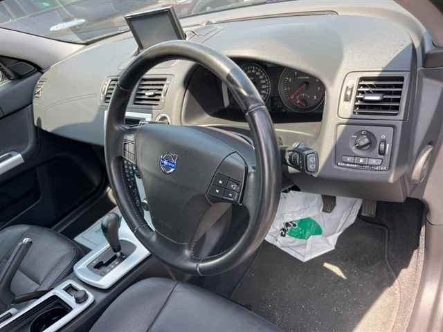 VOLVO V50 2012