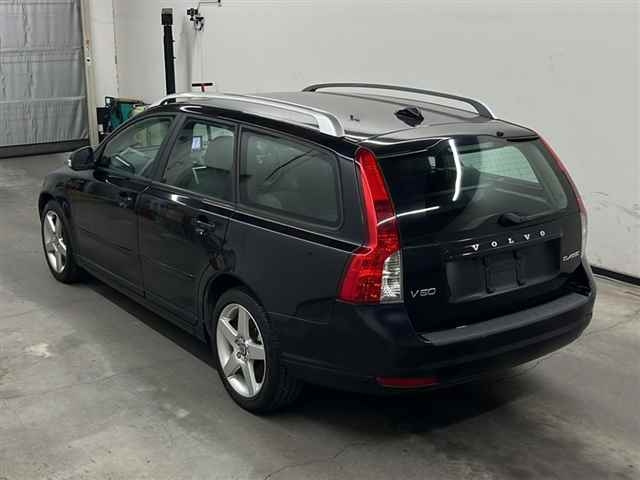 VOLVO V50 2012
