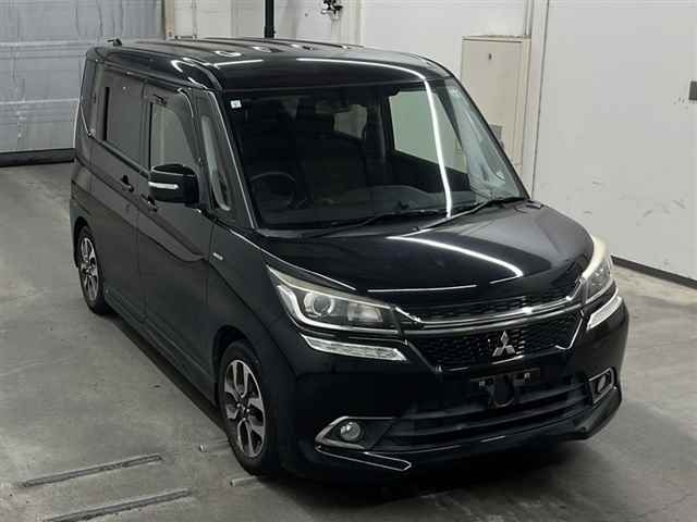 MITSUBISHI DELICA D2 2017