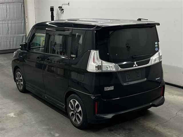 MITSUBISHI DELICA D2 2017