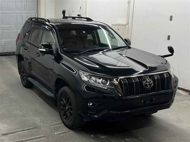 TOYOTA LAND CRUISER PRADO 2022