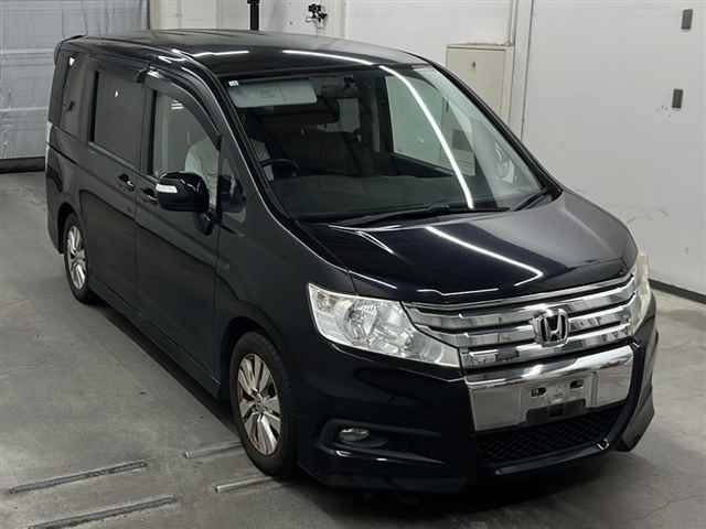 HONDA STEP WAGON 2010