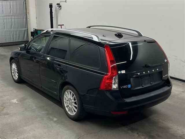 VOLVO V50 2012