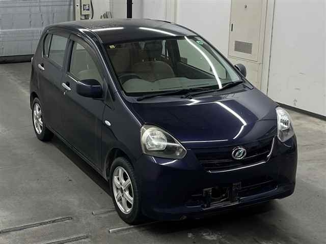DAIHATSU MIRA E S 2012