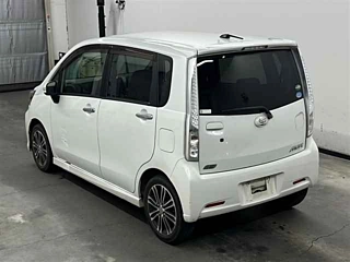 DAIHATSU MOVE 2014