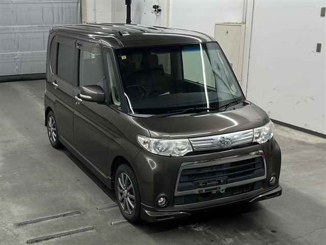 DAIHATSU TANTO 2012
