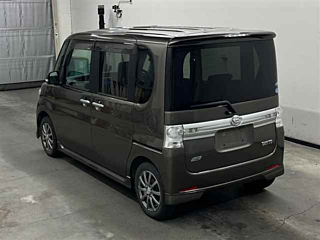 DAIHATSU TANTO 2012