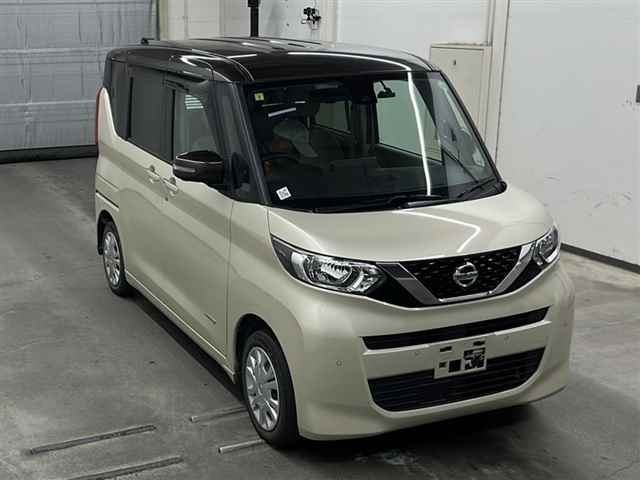 NISSAN ROOX 2020