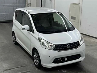 NISSAN DAYZ 2013
