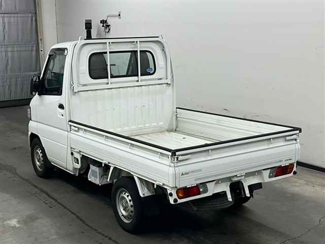 MITSUBISHI MINICAB TRUCK 2013