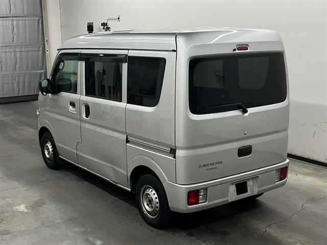MITSUBISHI MINICAB VAN 2022