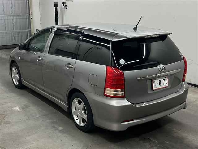 TOYOTA WISH 2008