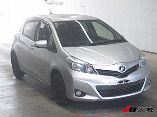 TOYOTA VITZ 2012