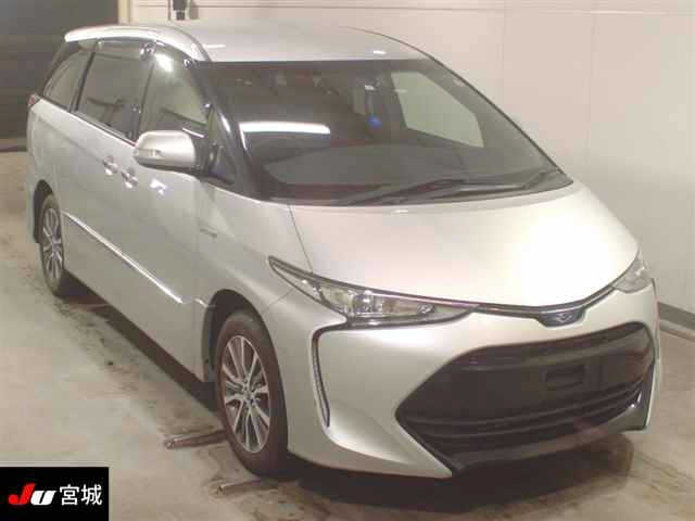 TOYOTA ESTIMA HYBRID 2017
