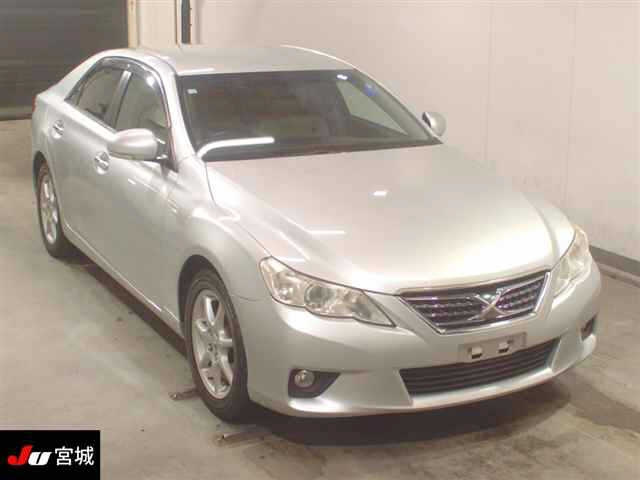 TOYOTA MARK X 2010
