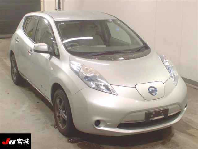 NISSAN LEAF 2011