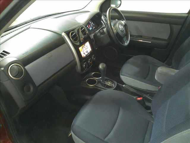 MAZDA VERISA 2010