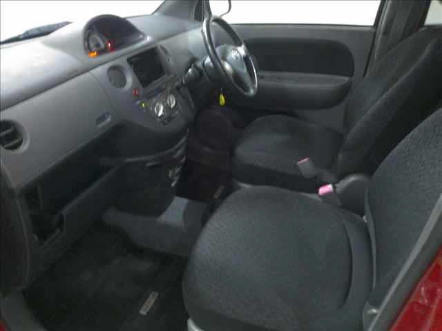 TOYOTA SIENTA 2014