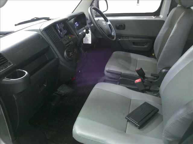 TOYOTA TOWN ACE VAN 2023