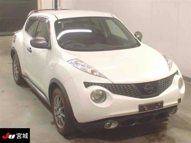 NISSAN JUKE 2012