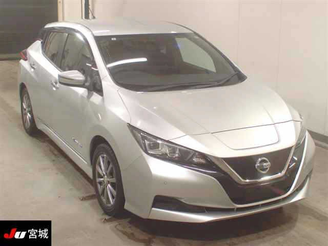 NISSAN LEAF 2019