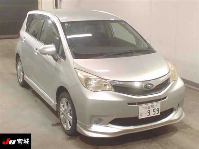 SUBARU TREZIA 2011