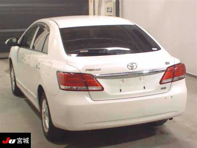 TOYOTA PREMIO 2016
