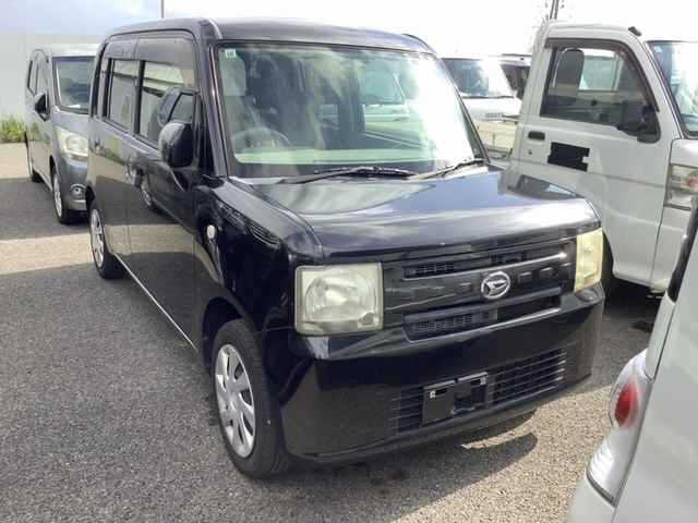 DAIHATSU MOVE CONTE 2011