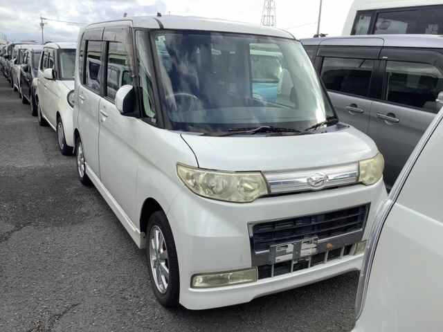 DAIHATSU TANTO 2009