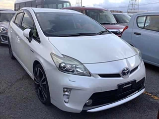 TOYOTA PRIUS 2015