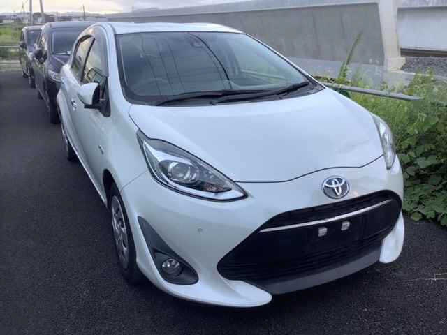TOYOTA AQUA 2019