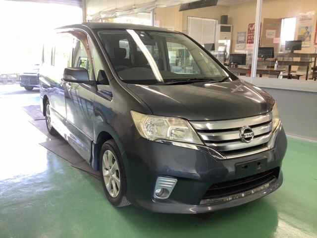 NISSAN SERENA 2011