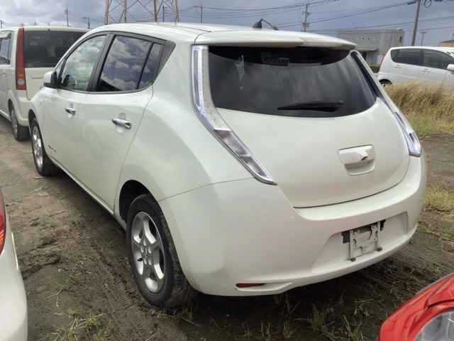 NISSAN LEAF 2012