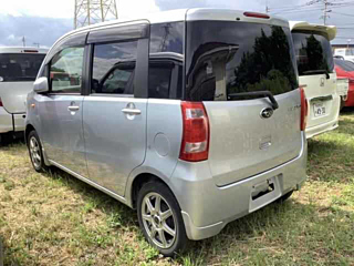 SUBARU LUCRA 2013