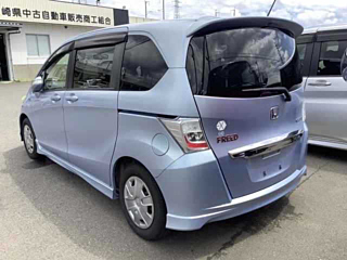 HONDA FREED 2013