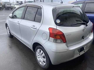 TOYOTA VITZ 2009