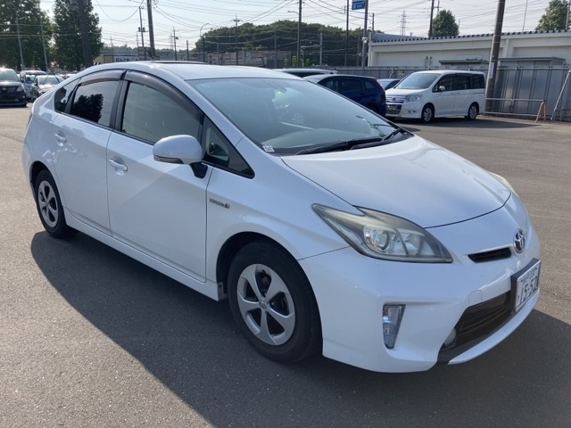 TOYOTA PRIUS 2013
