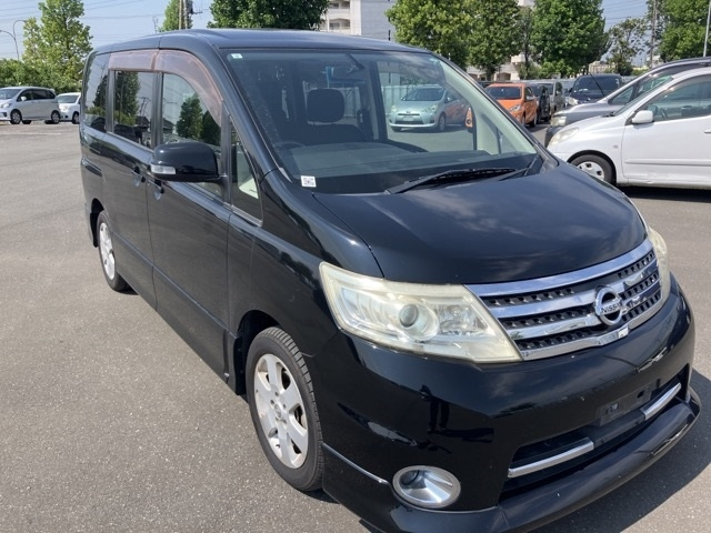 NISSAN SERENA 2009