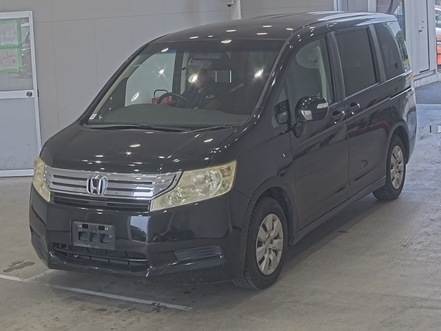 HONDA STEP WAGON 2011