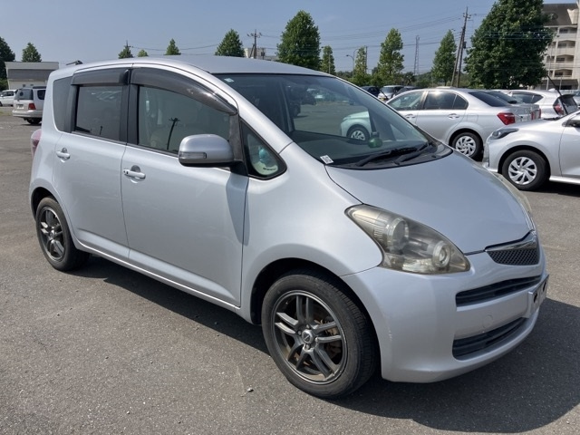 TOYOTA RACTIS 2008