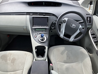 TOYOTA PRIUS 2011