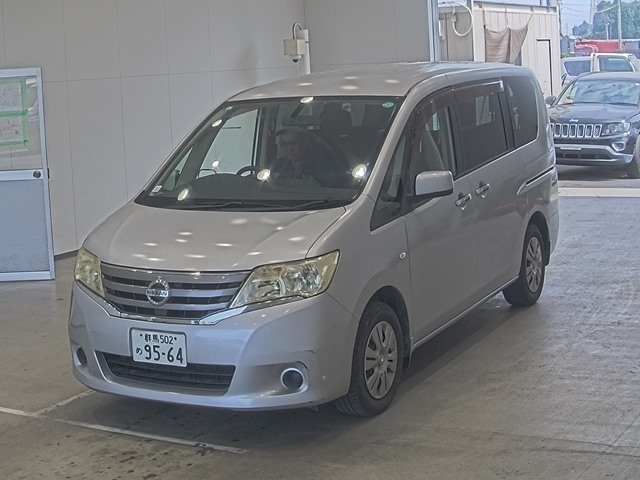 NISSAN SERENA 2011