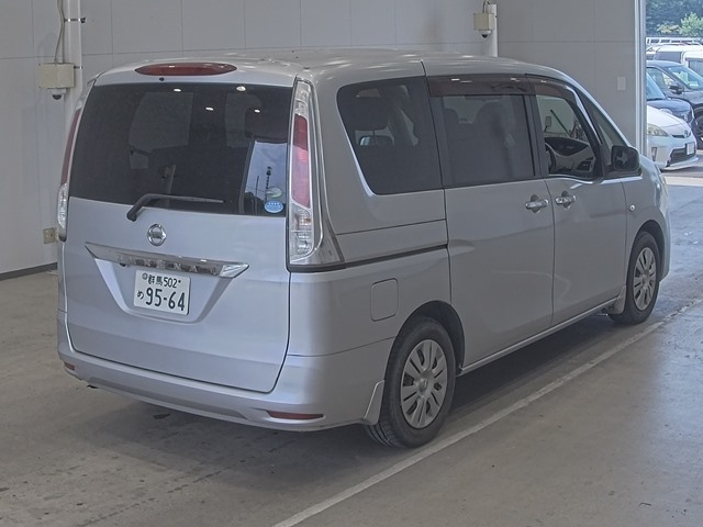 NISSAN SERENA 2011