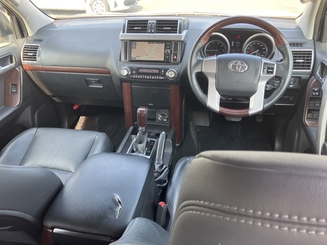 TOYOTA LAND CRUISER PRADO 2017